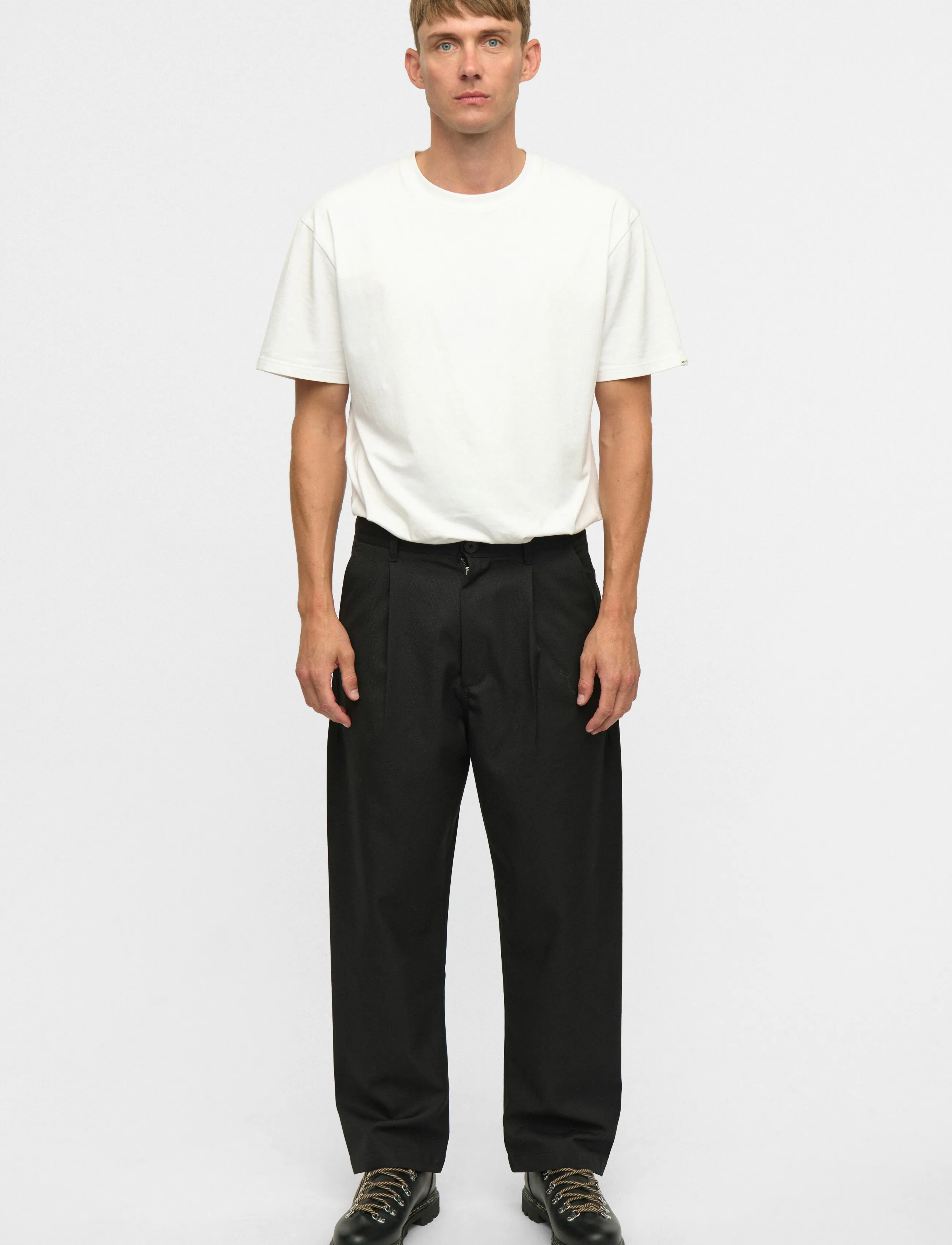 Anerkjendt AKJAKOB WOOL PANTS - Kleidung - CAVIAR / black