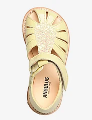 ANGULUS - Sandals - flat - closed toe - - gode sommertilbud - 1320/2696 l.yellow/ l.yellow g - 3