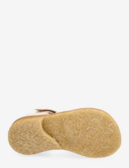 ANGULUS - Sandals - flat - closed toe - - gode sommertilbud - 1304/1320 peach/l.yellow - 4