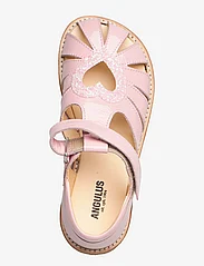 ANGULUS - Sandals - flat - closed toe - - zomerkoopjes - 1304/2698 peach/ rosa glitter - 3
