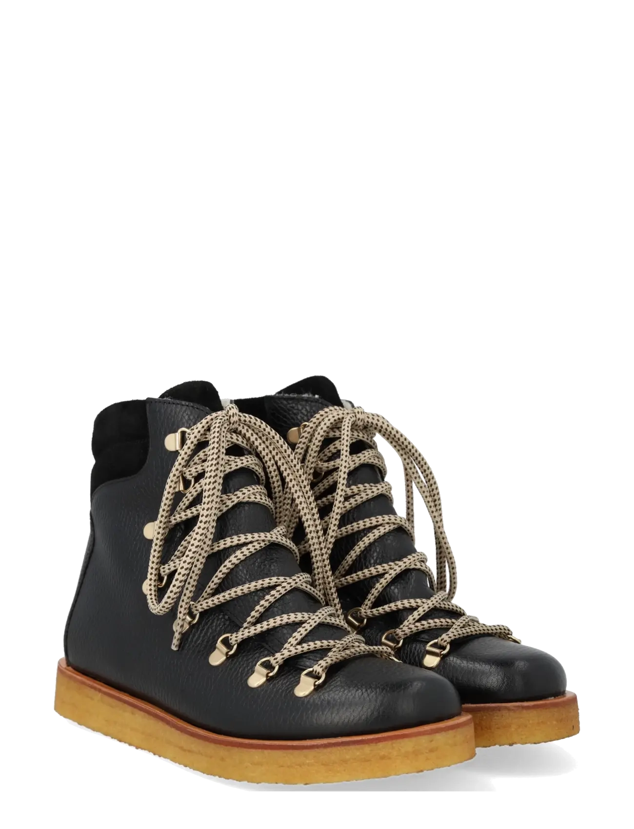 Boots Flat With Laces
