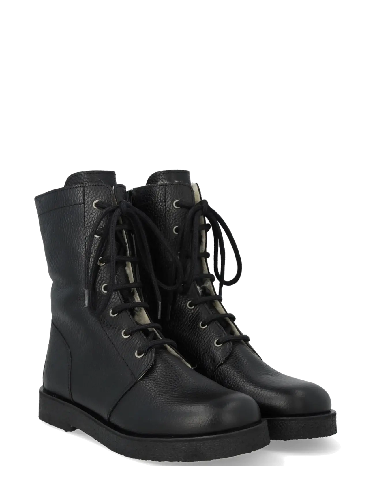 Boots Flat With Laces