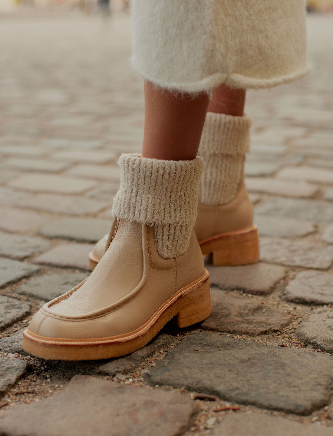 ANGULUS Booties Flat With Elastic Heeled ankle boots Boozt