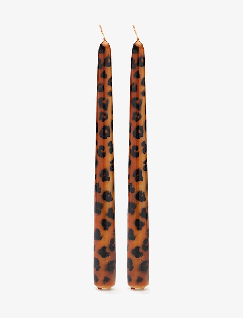 Anna + Nina - Leopard Candle - Set of 2 - pikad küünlad - brown - 0