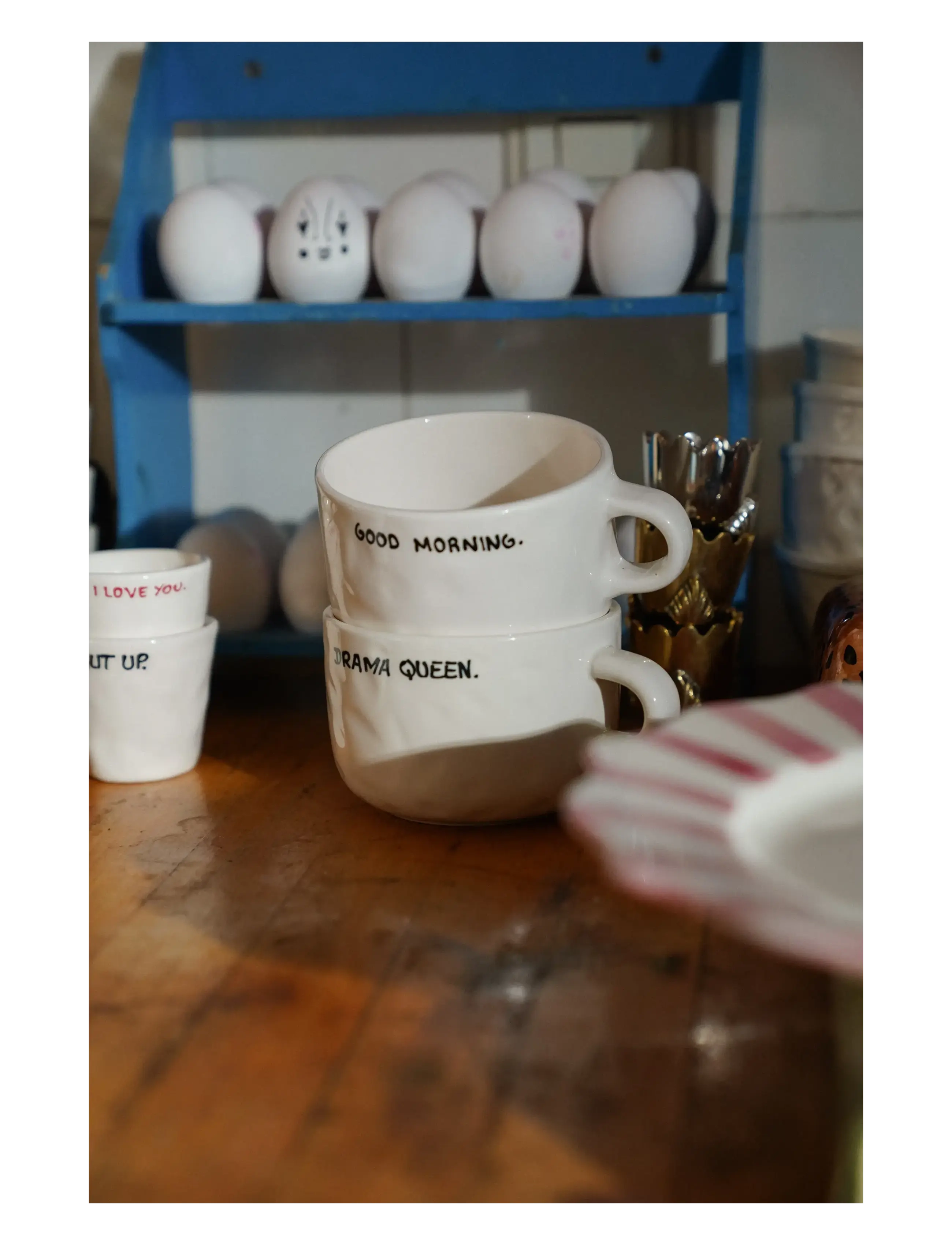 Anna + Nina - Drama Queen Cappuccino Mug - kaffetassen - multi coloured - 1