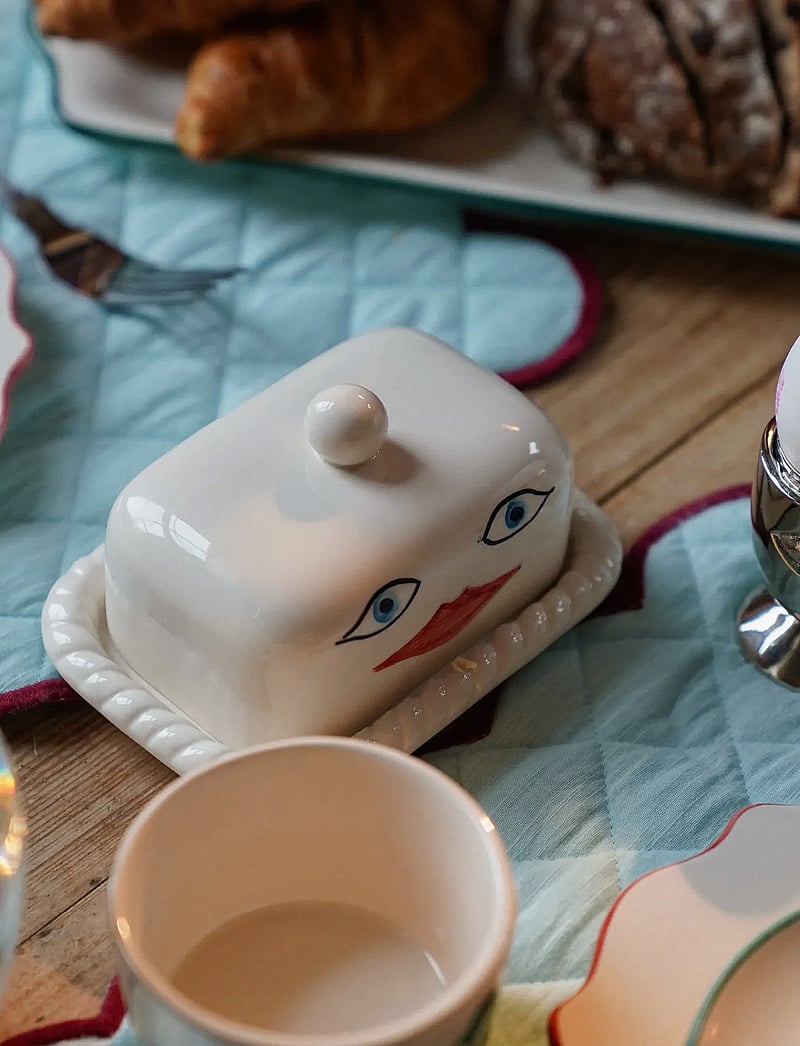 Anna + Nina - Artistry Butter Dish - die niedrigsten preise - multicolour - 1