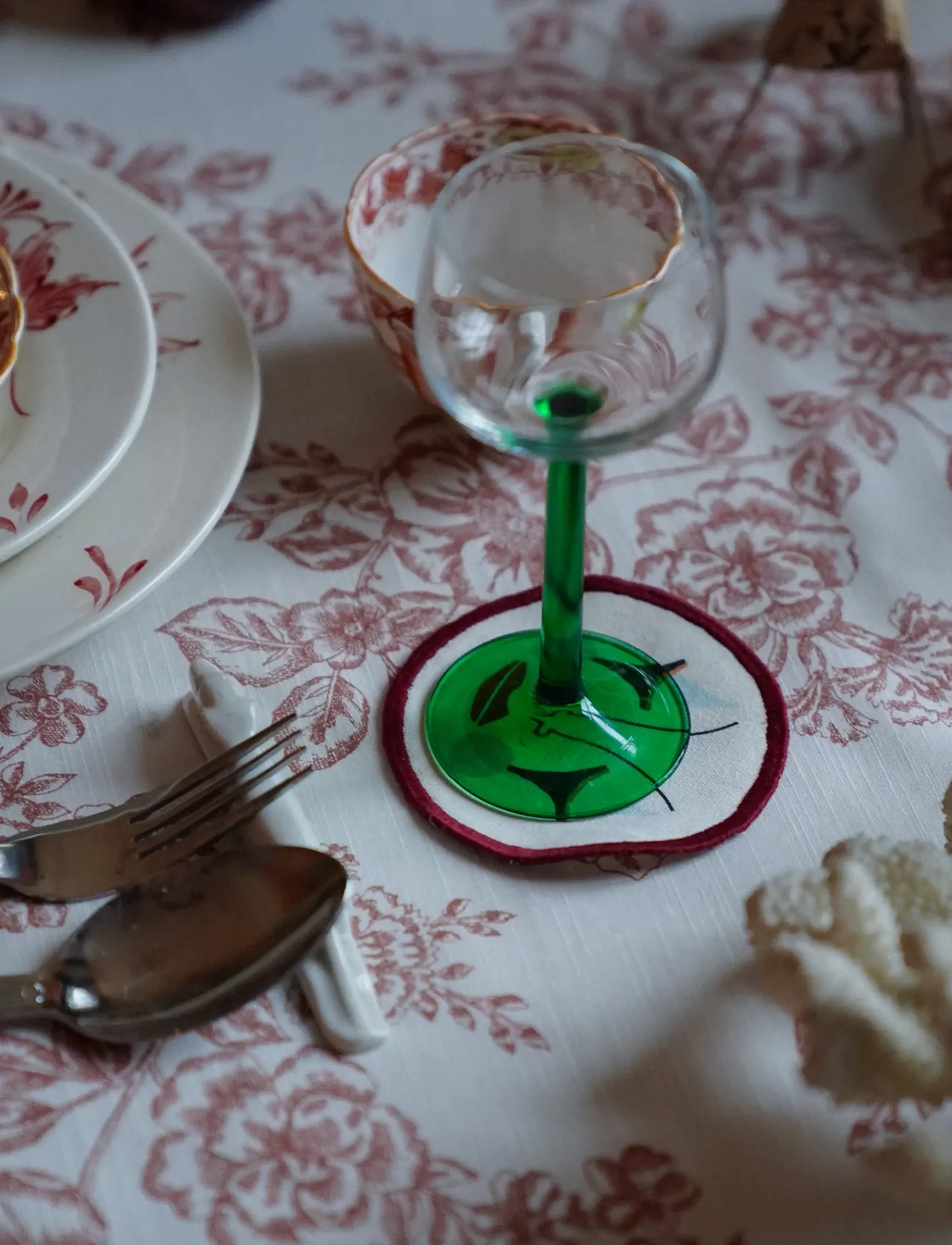 Anna + Nina Pierrot Coaster Set Of 4, Ø 10.5 cm, Dining & Table Accessories, Rosa - Coasters, Homeware