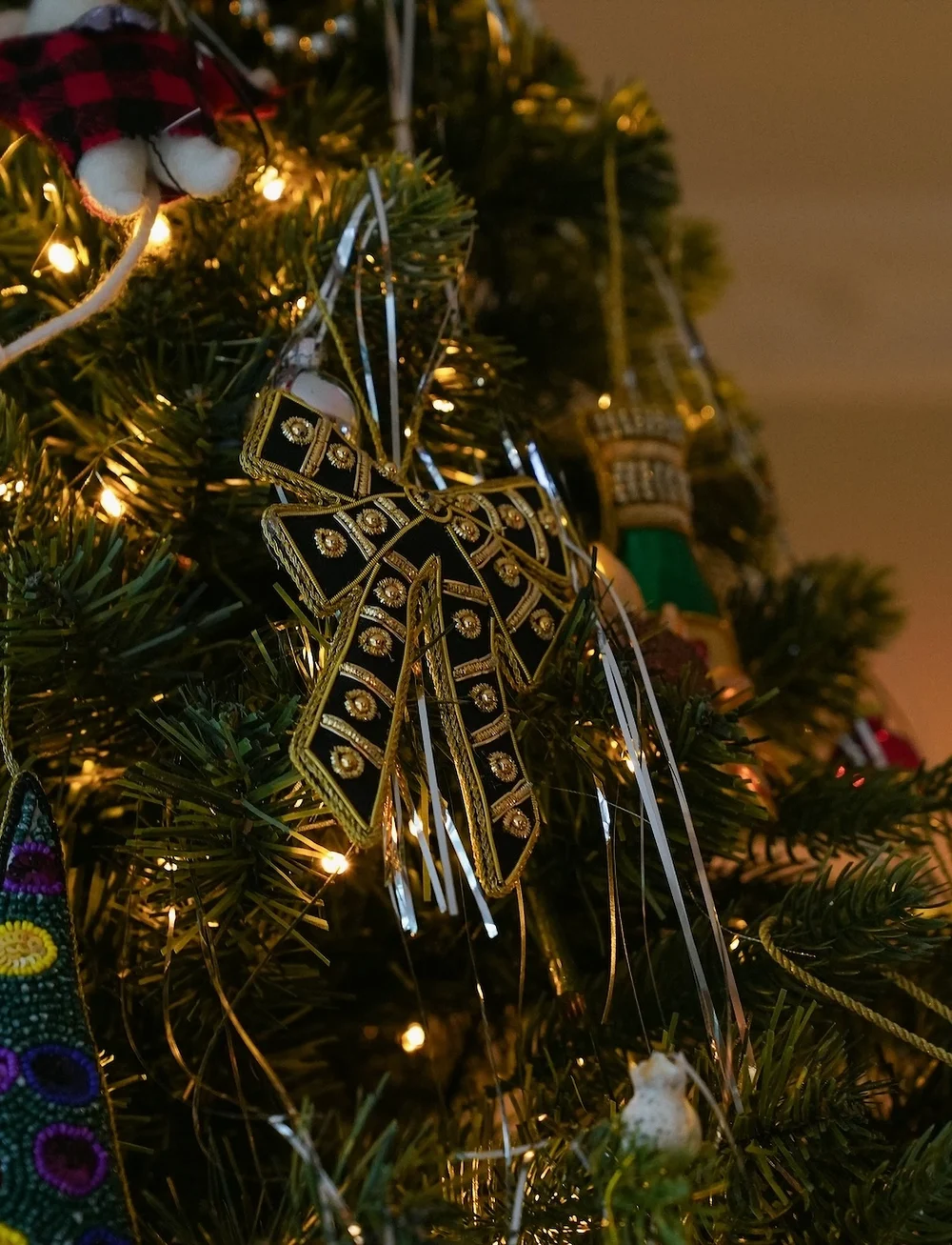 Anna + Nina - Regal Bow Ornament - julgranspynt - black - 1