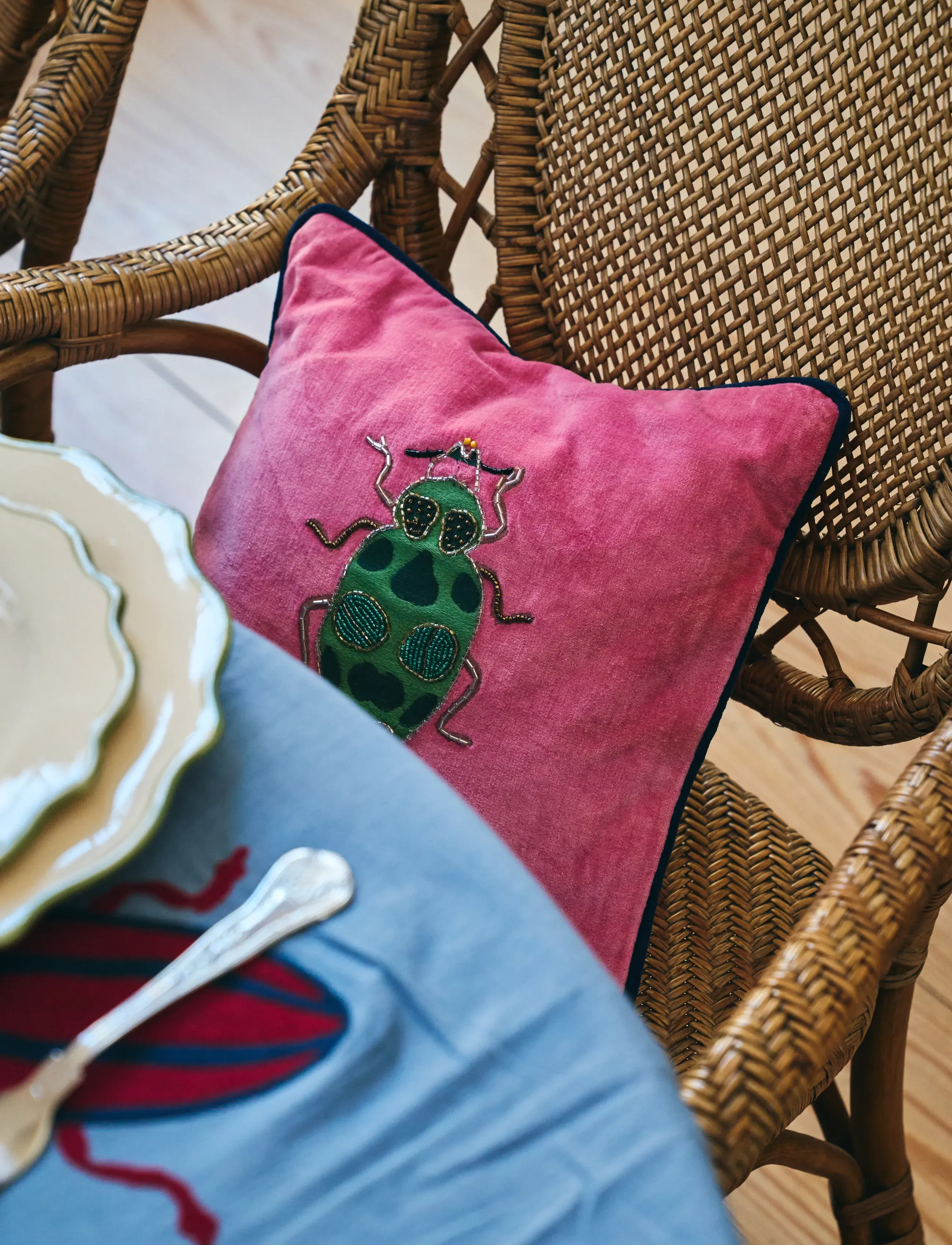 Anna + Nina - Buggy Blossom Cushion - pink - 0