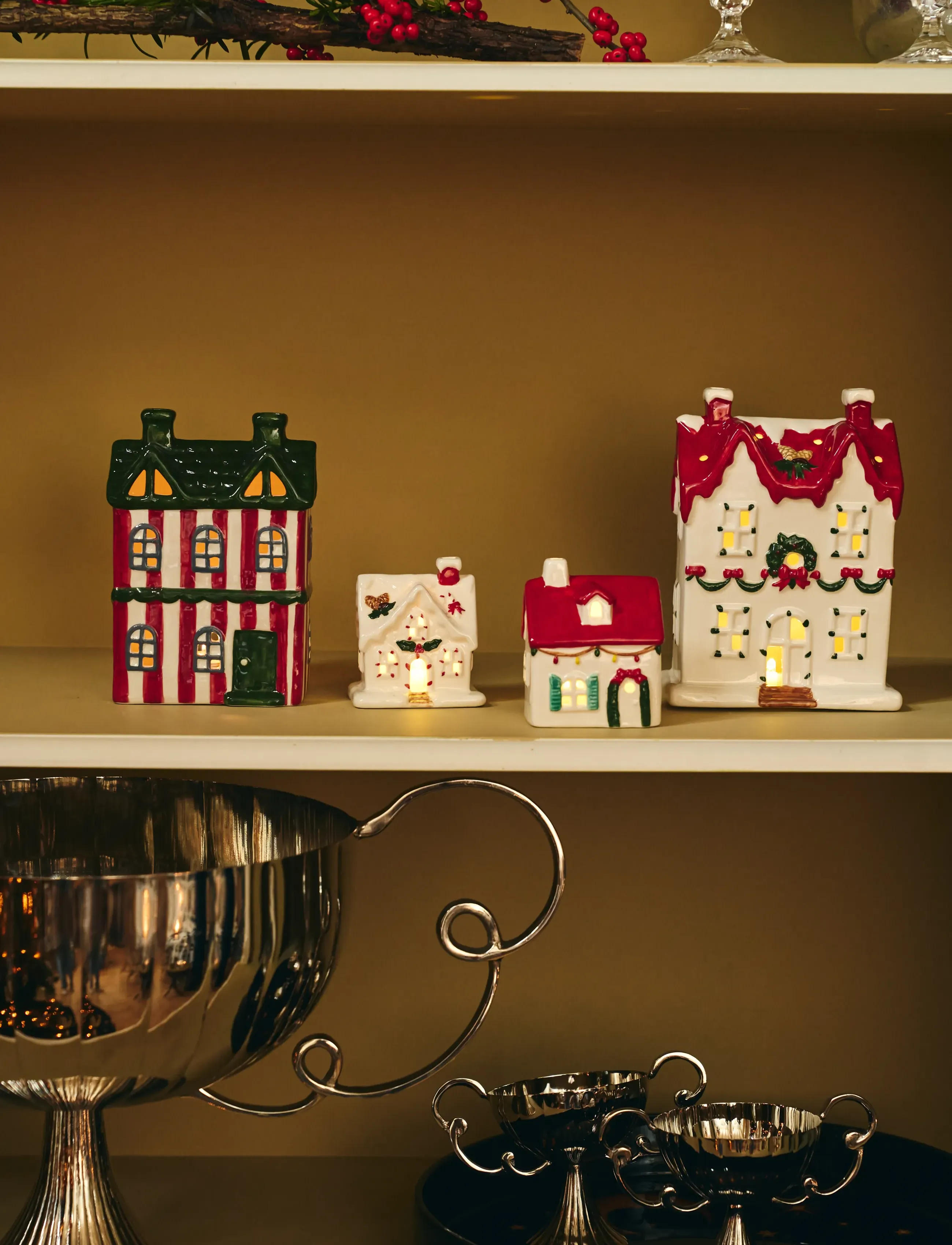 Anna + Nina - LED Christmas Gingerbread Gables - christmas decorations - multicolor - 0