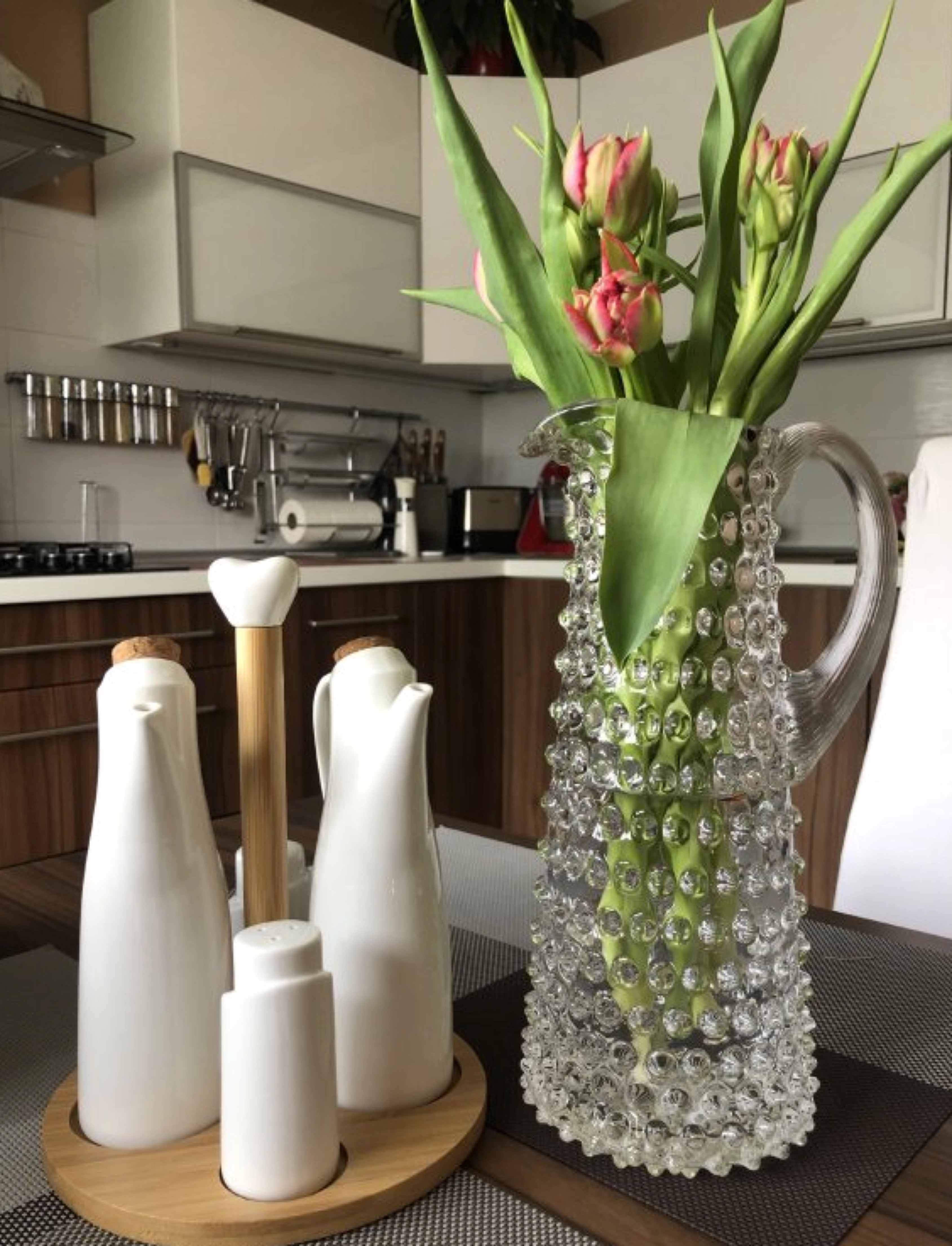 Anna von Lipa Eiffel Hobnail Jug 1L, 1 L, Jugs & Carafes, Nackt - Water Carafes Jugs, Homeware