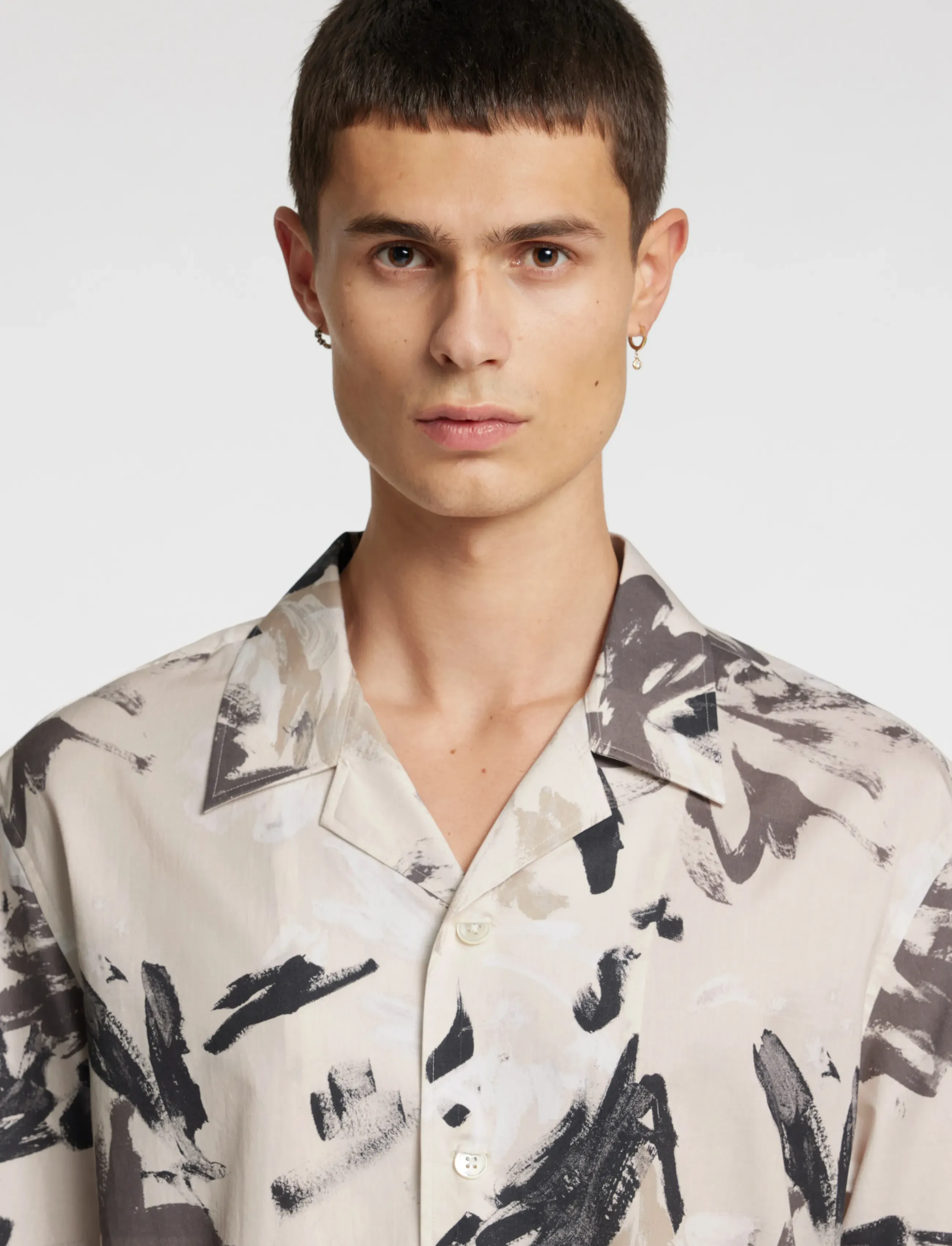 Annarr - ANRRELAXALFRED-AOP SHIRT SS - birch - 5