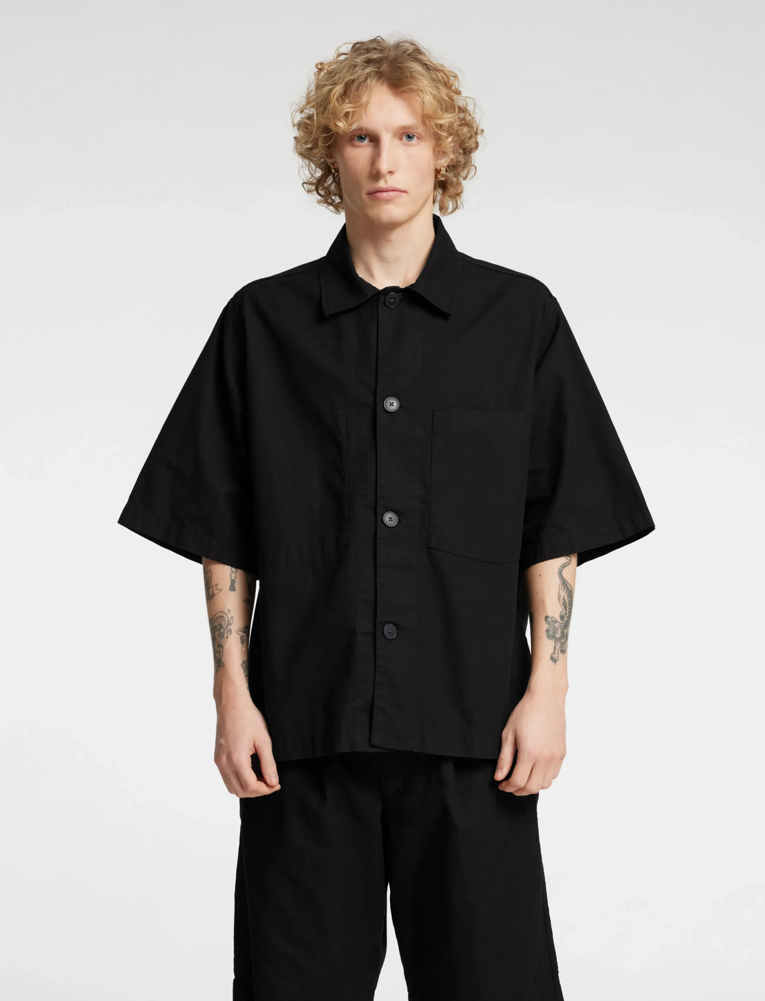 Annarr ANRHARKI OVERSHIRT SS - Erbjudanden - BLACK / black