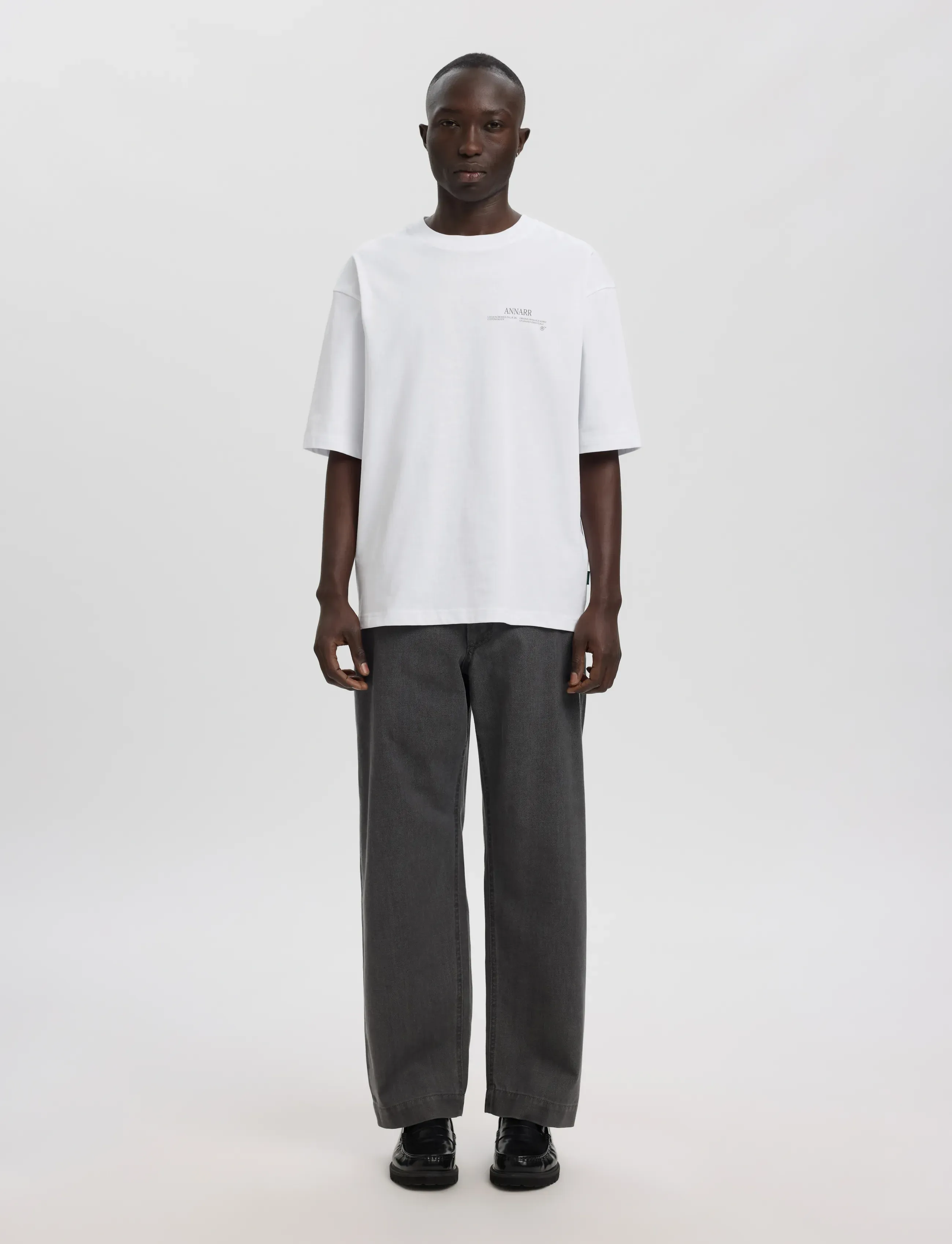 Annarr - ANROKHOLM LOGO SS O-NECK TEE - brilliant white - 4