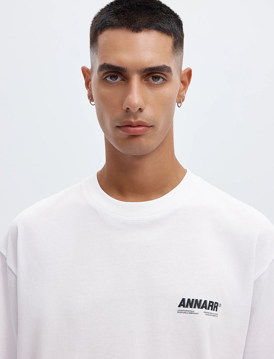Annarr - ANROKHOLM LOGO SS O-NECK TEE - kurzärmelige t-shirts - brilliant white - 5