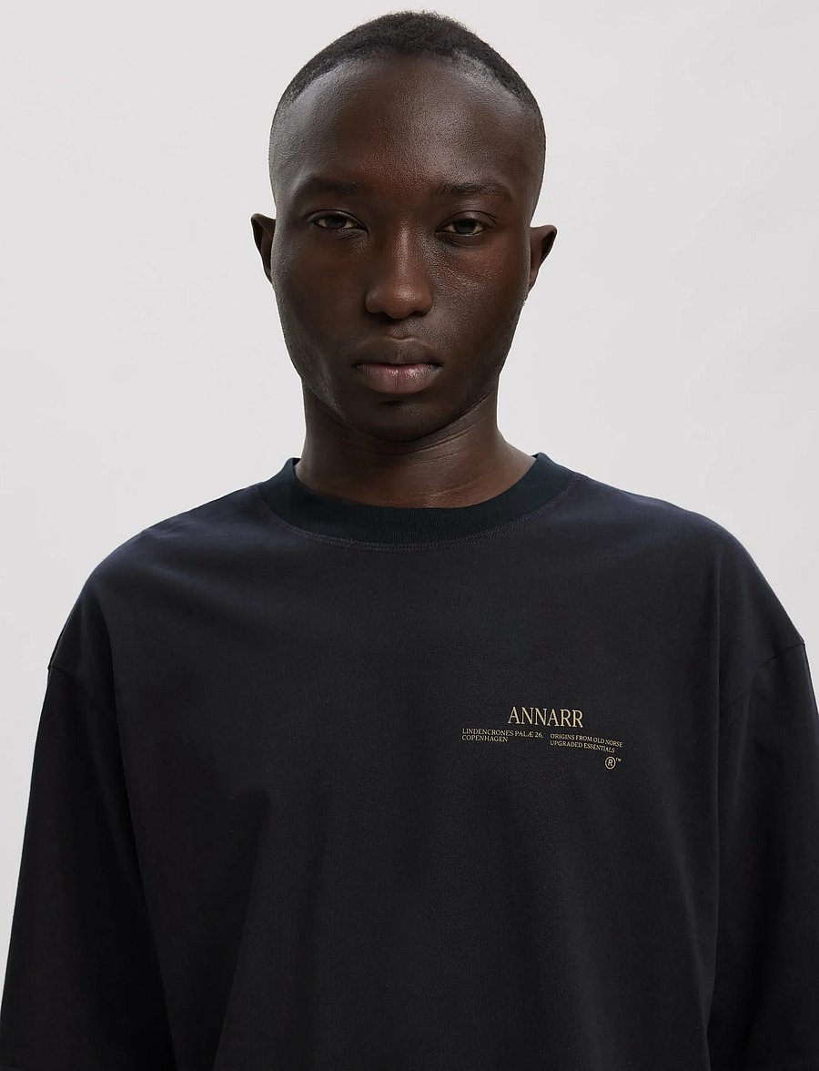 Annarr - ANROKHOLM LOGO SS O-NECK TEE - kurzärmelige t-shirts - dark navy - 5