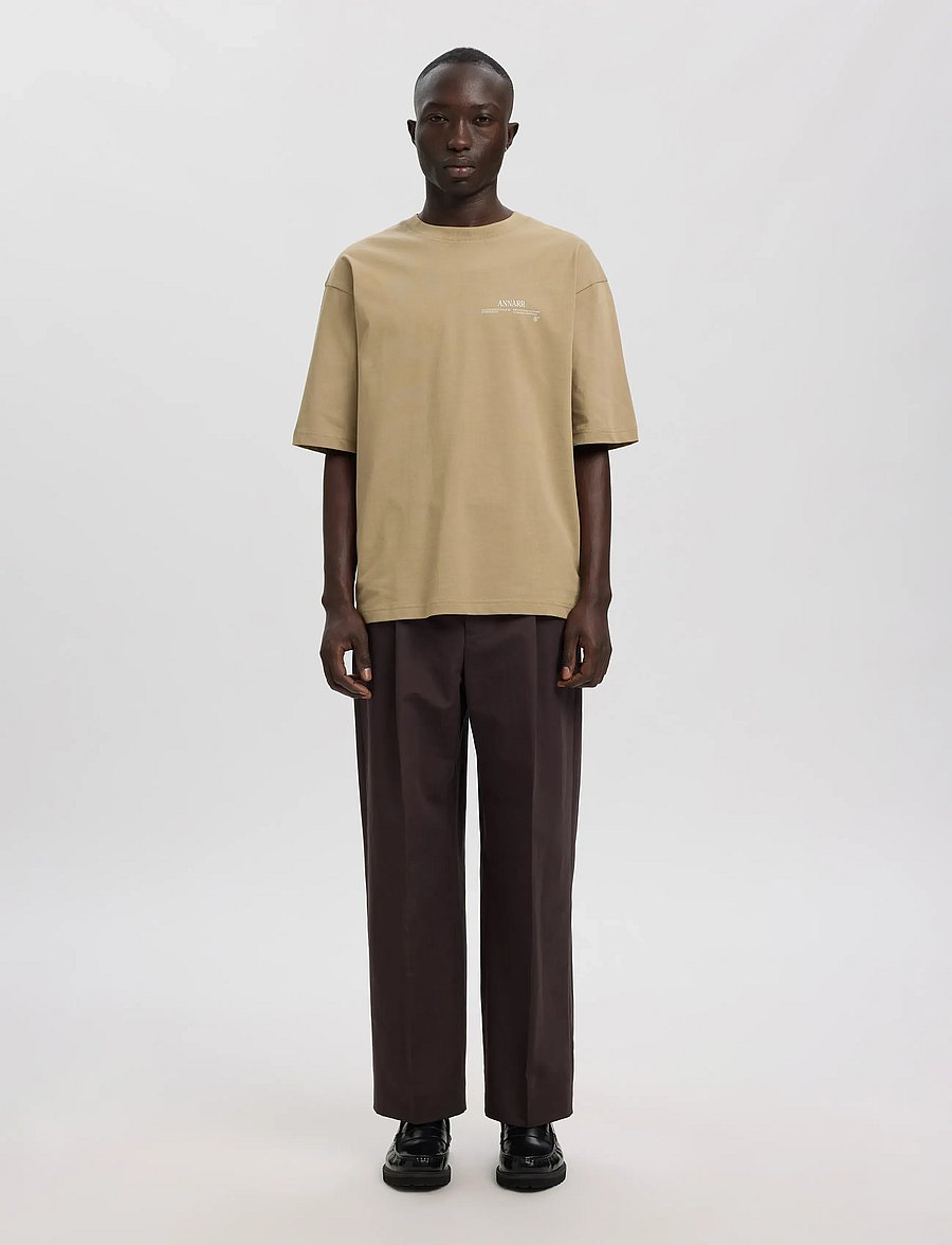 Annarr - ANROKHOLM LOGO SS O-NECK TEE - kurzärmelige t-shirts - weathered teak - 4
