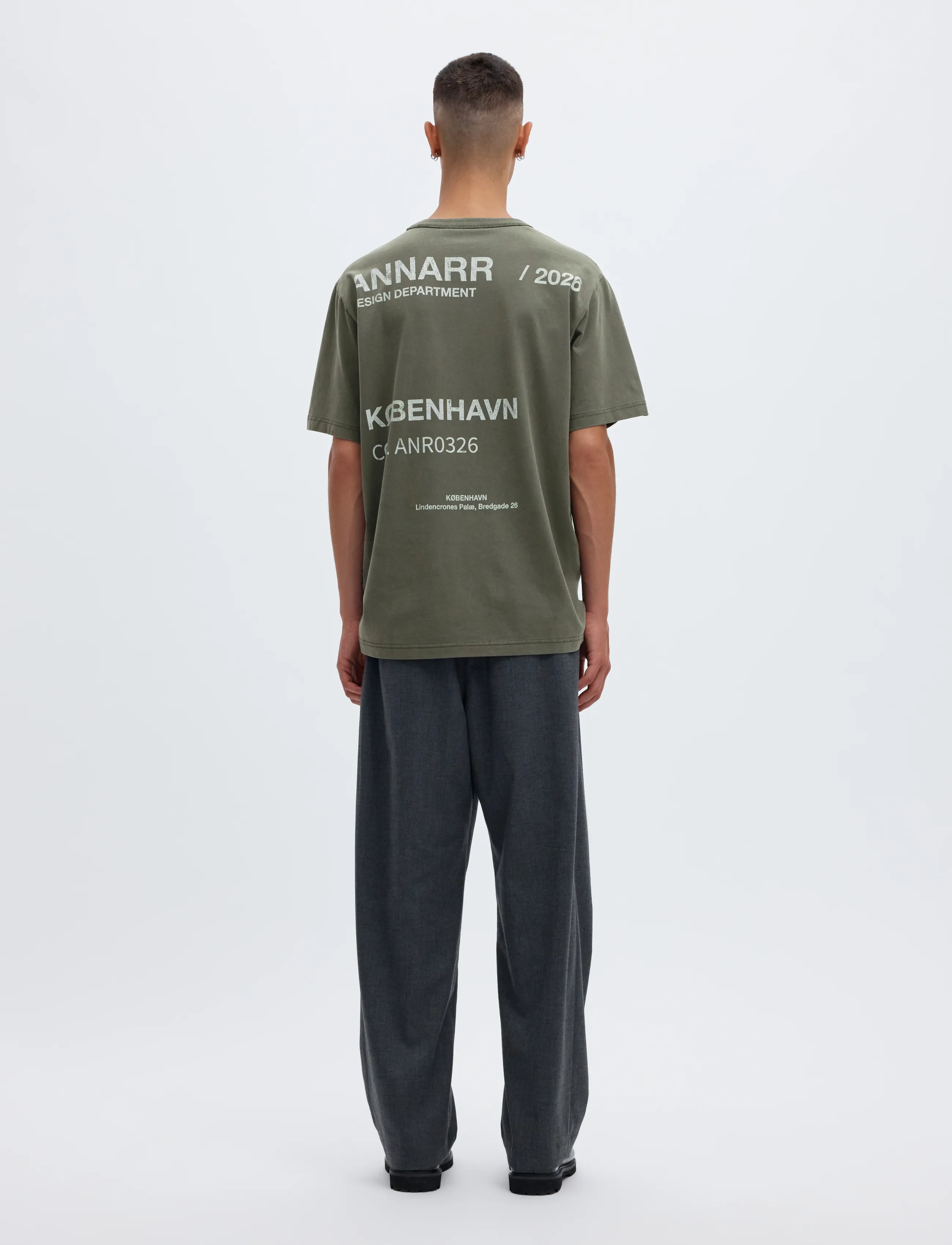 Annarr - ANRRO LOCATION SS O-NECK TEE - short-sleeved t-shirts - black olive - 3