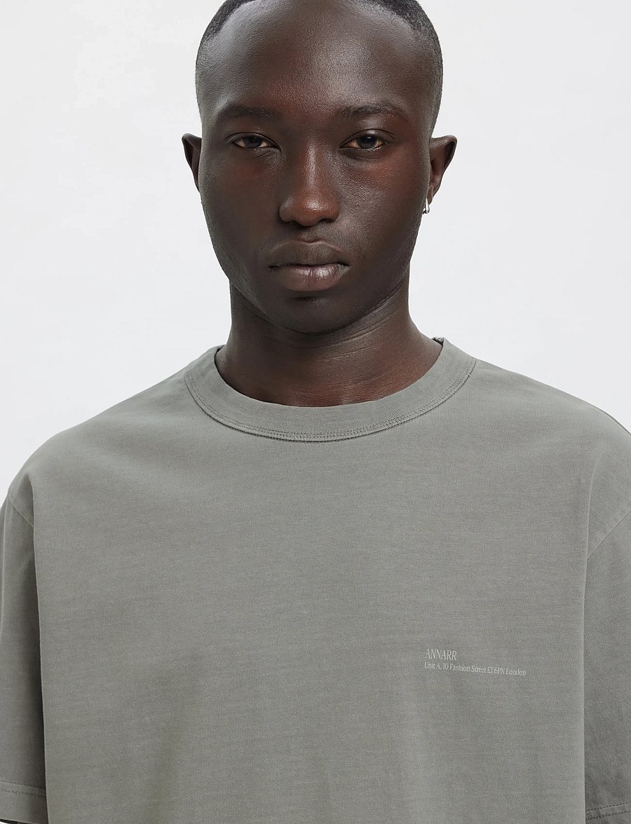 Annarr - ANRRO LOCATION SS O-NECK TEE - kortärmade t-shirts - sharkskin - 5