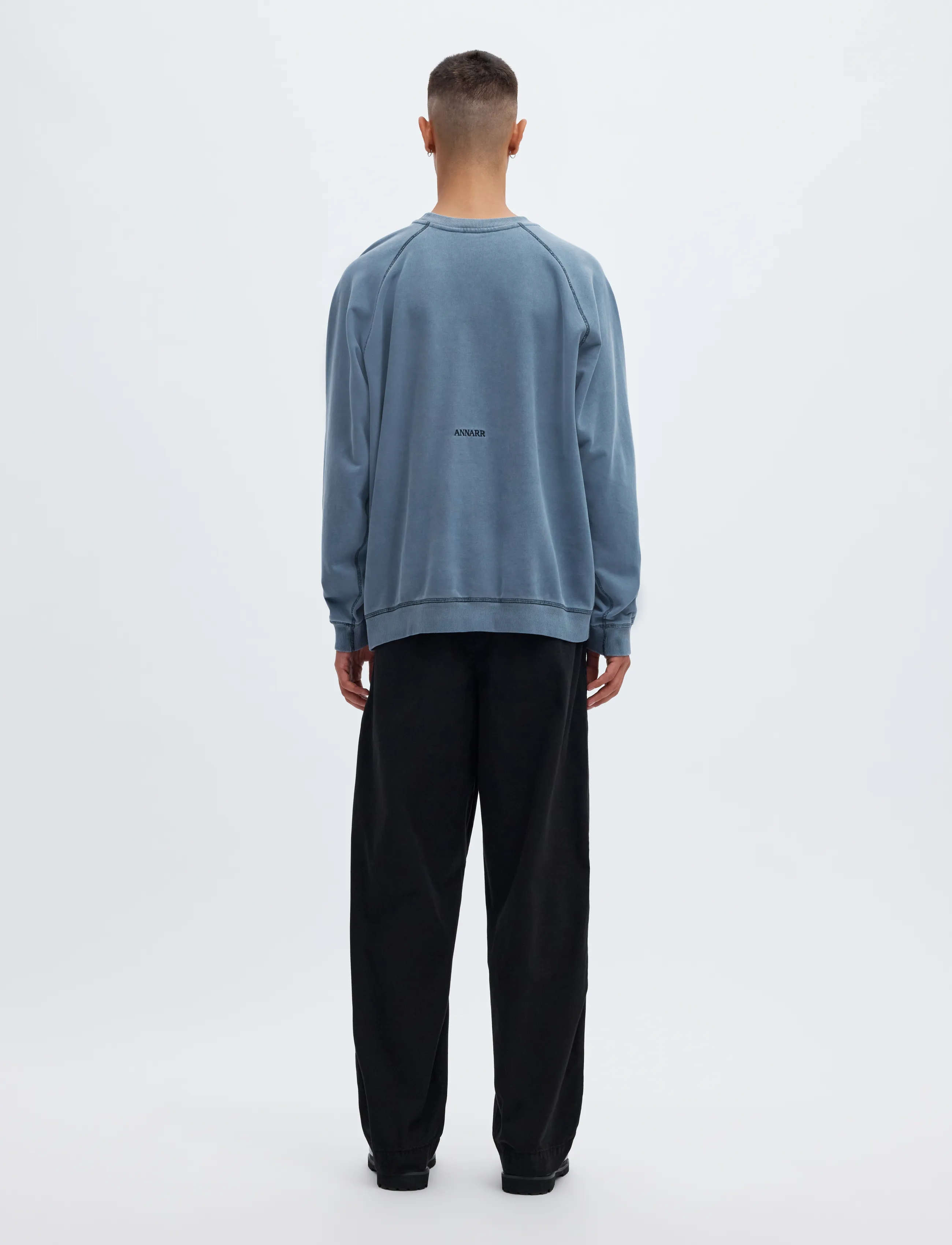 Annarr - ANRHACKETT RAGLAN CREW NECK SWEAT - sweatshirts - dark sapphire - 3