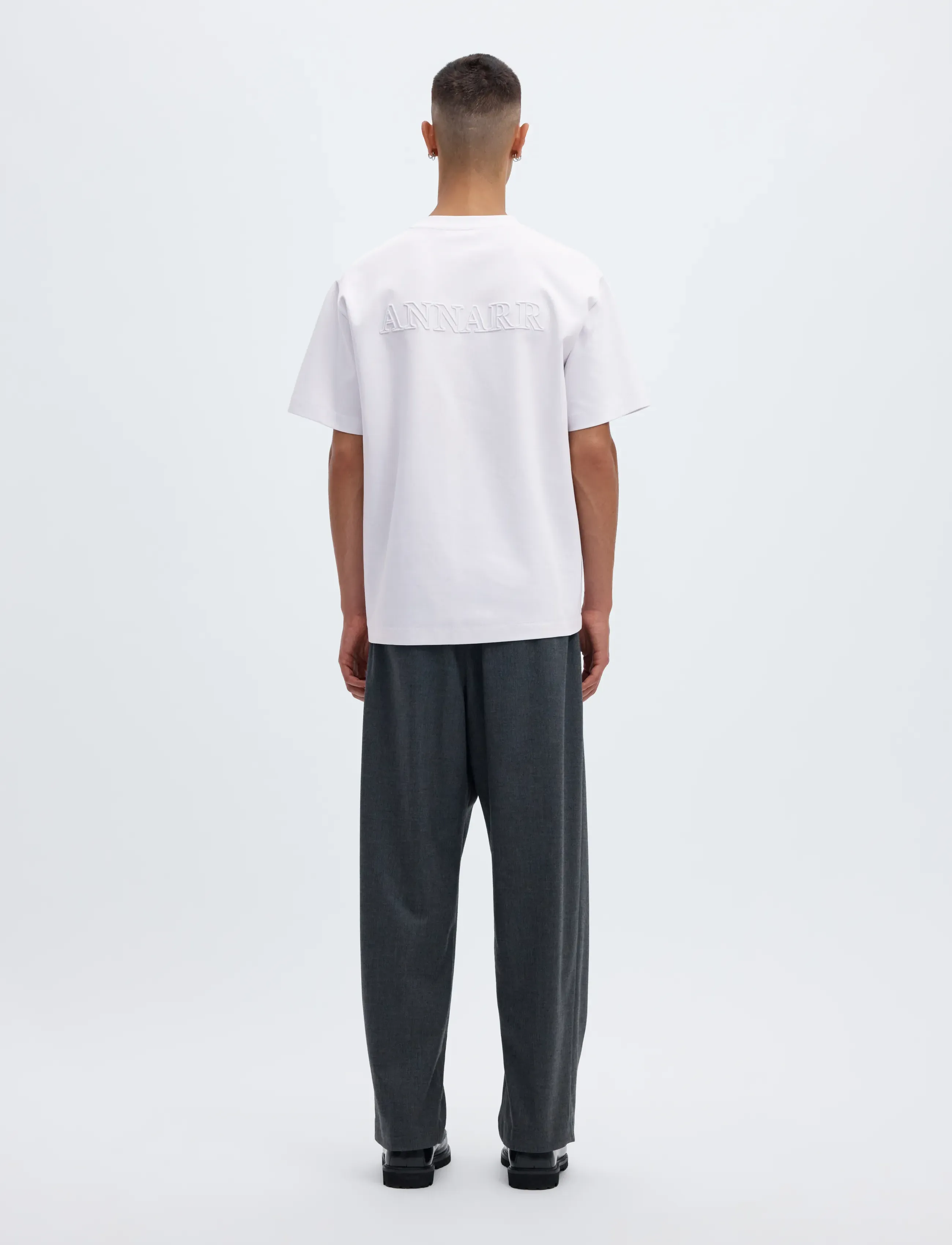 Annarr - ANRISAK LOGO SS O-NECK TEE - short-sleeved t-shirts - brilliant white - 3
