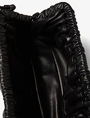 Anonymous Copenhagen - Hally grand cloud bag - festtøj til outletpriser - shiny lamb black - 3
