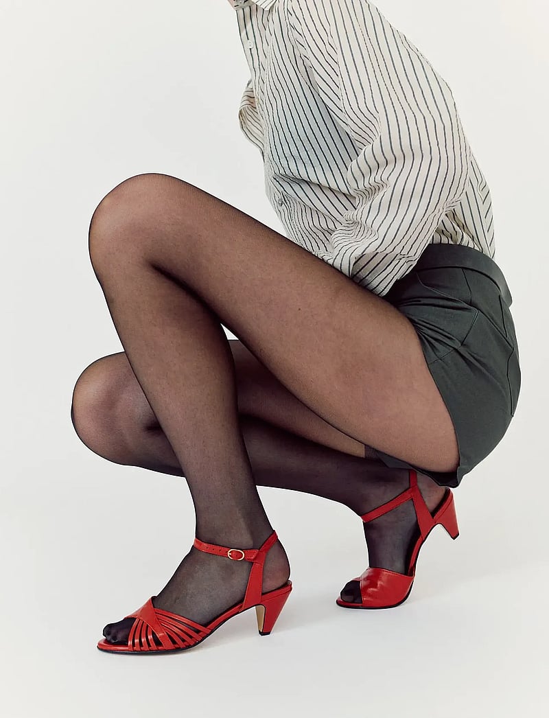 Anonymous Copenhagen - Hermine - sandaler med hæl - shiny lamb ruby red - 0