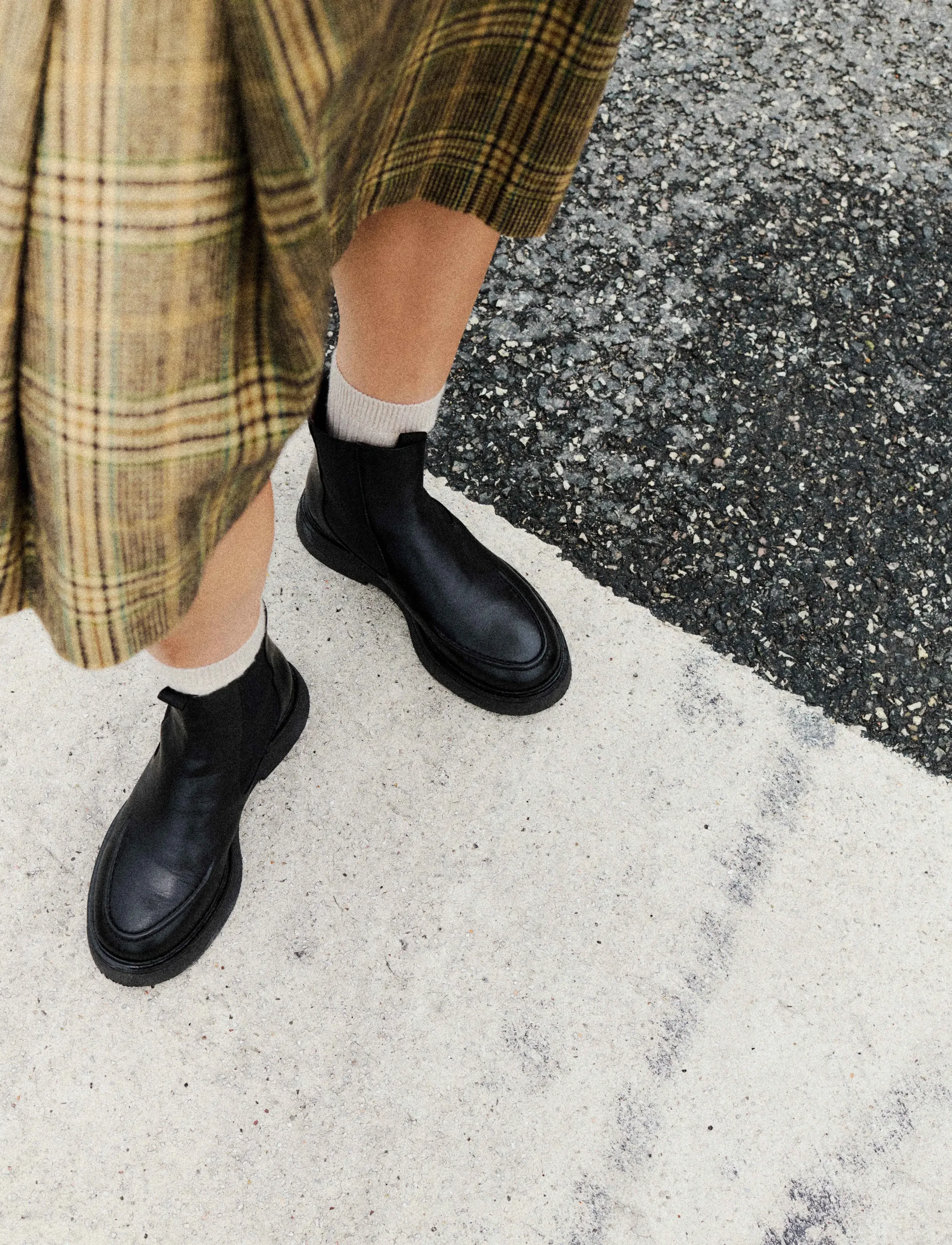 Anonymous Copenhagen Kikie Flat Platform chelsea boots dam – bild 2