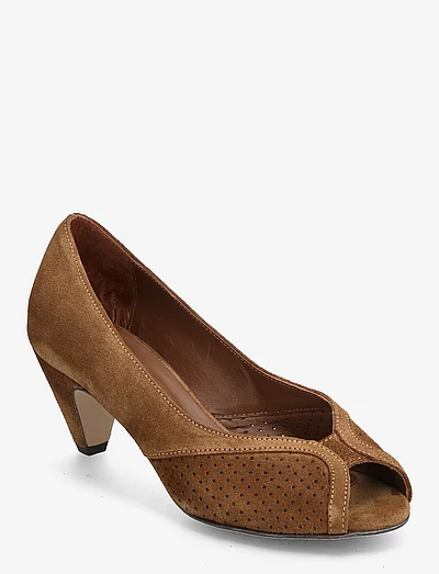 Brune Pumps () Brune Pumps
