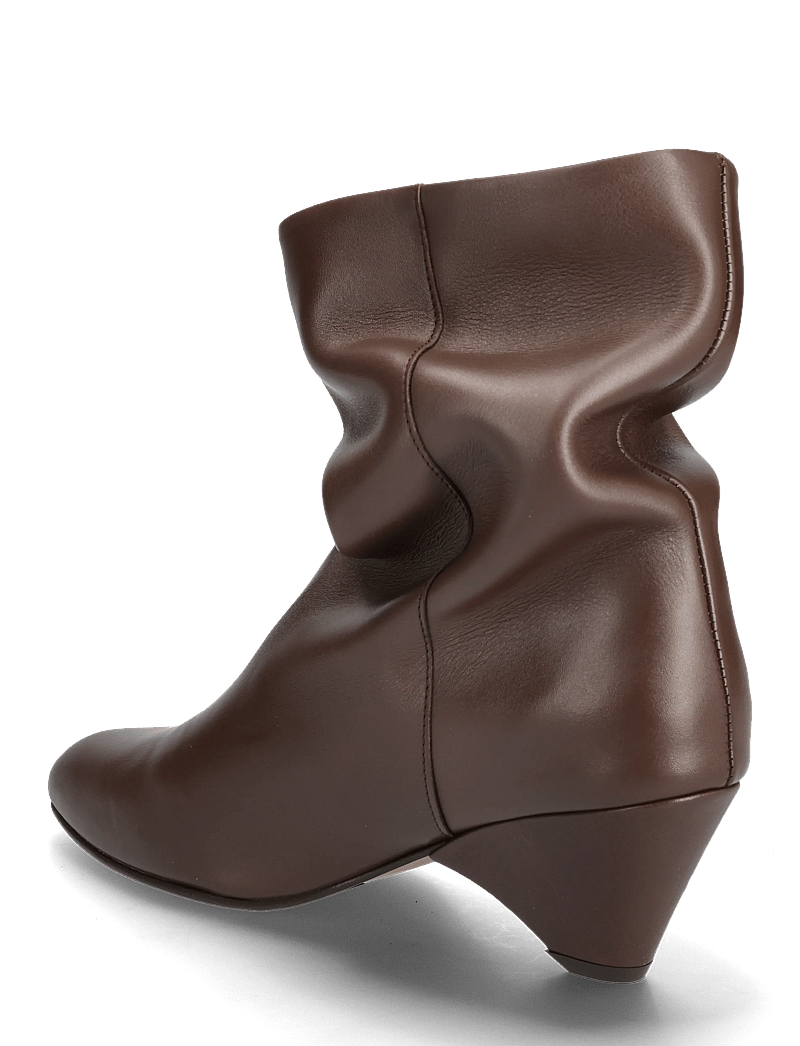 Anonymous Copenhagen - Vully 50 triangle - enkellaarsjes met hak - soft calf dark taupe - 2