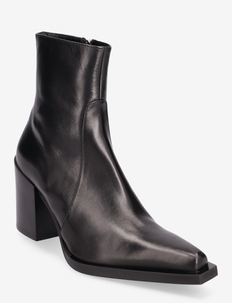 new edgy bootie, Apair