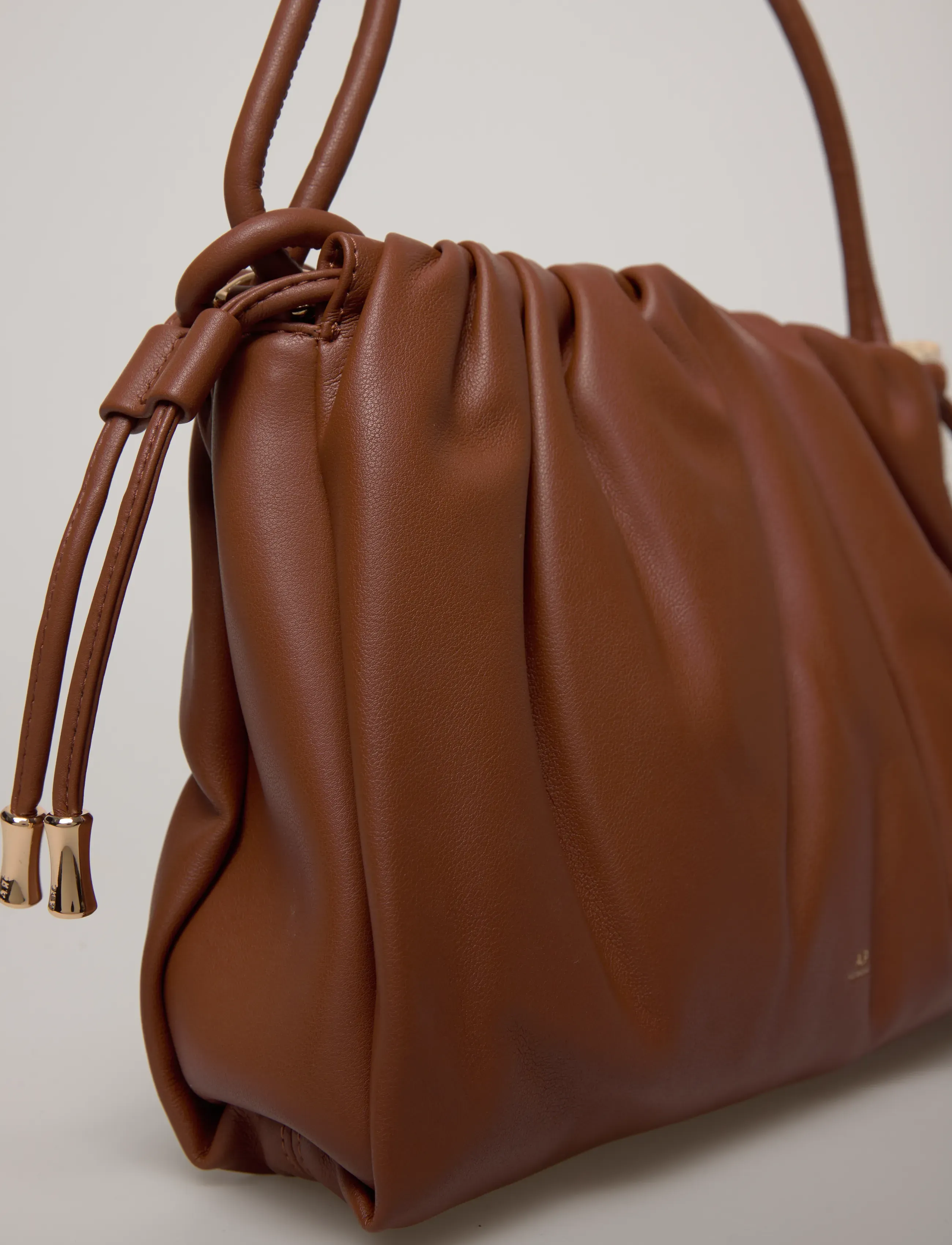 A.P.C. - sac ninon shoulder - everyday style - noisette - 4