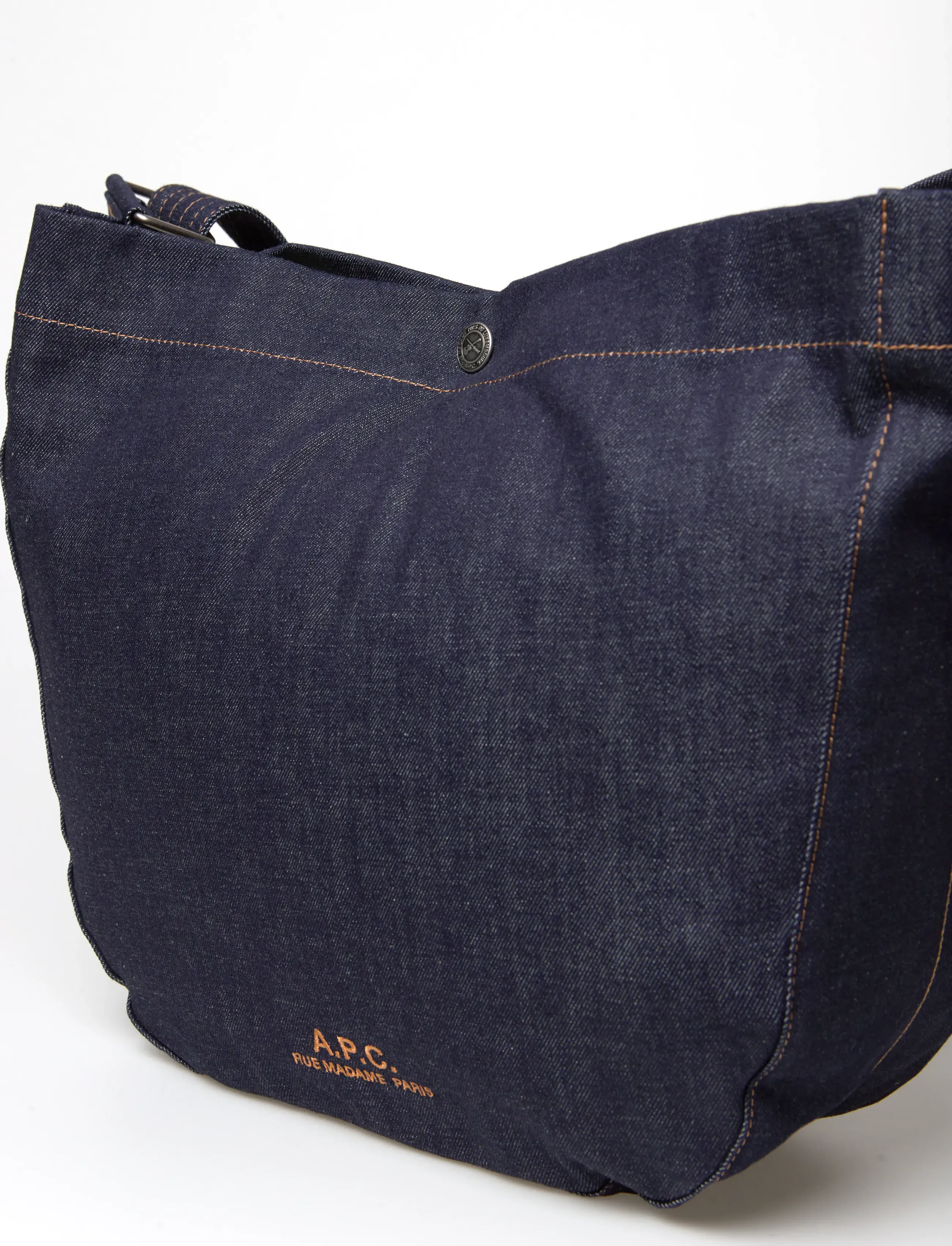A.P.C. - besace journal - indigo - 4