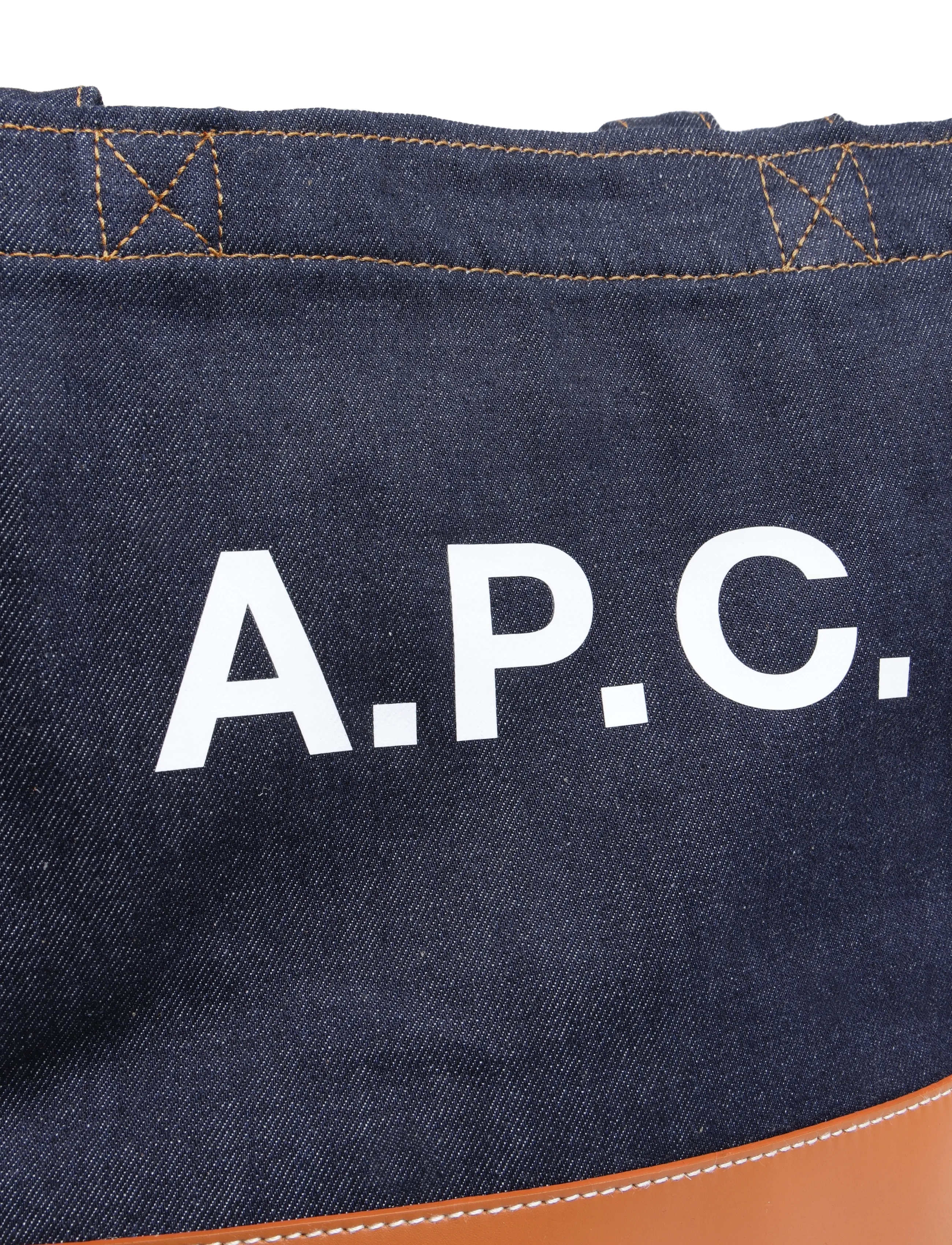 A.P.C. - tote axel small - kandekotid - caramel - 2