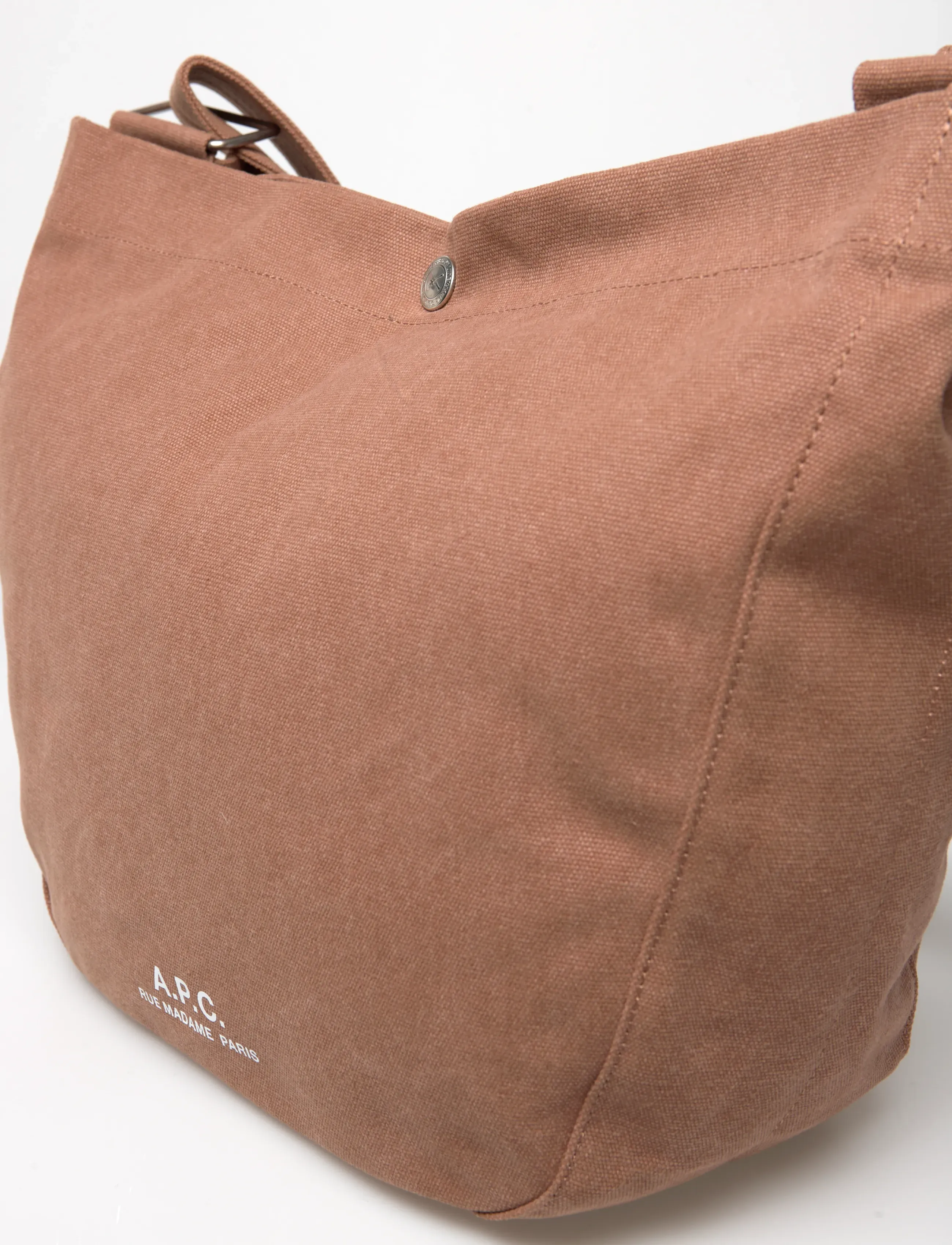 A.P.C. - besace journal - festmode zu outlet-preisen - marron glace - 4