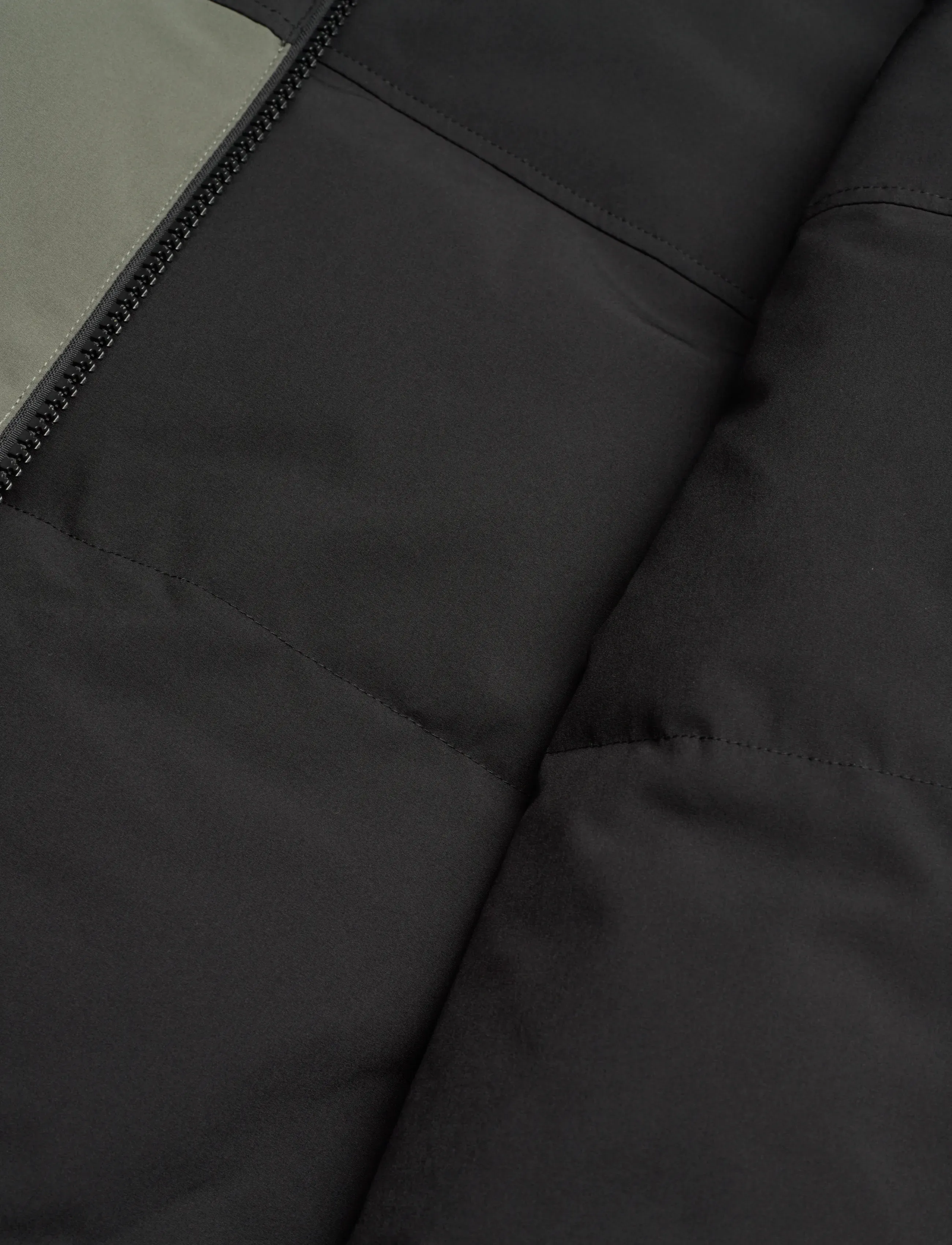 A.P.C. - Down Jacket Ted - vesti - kaki militaire/noir - 4