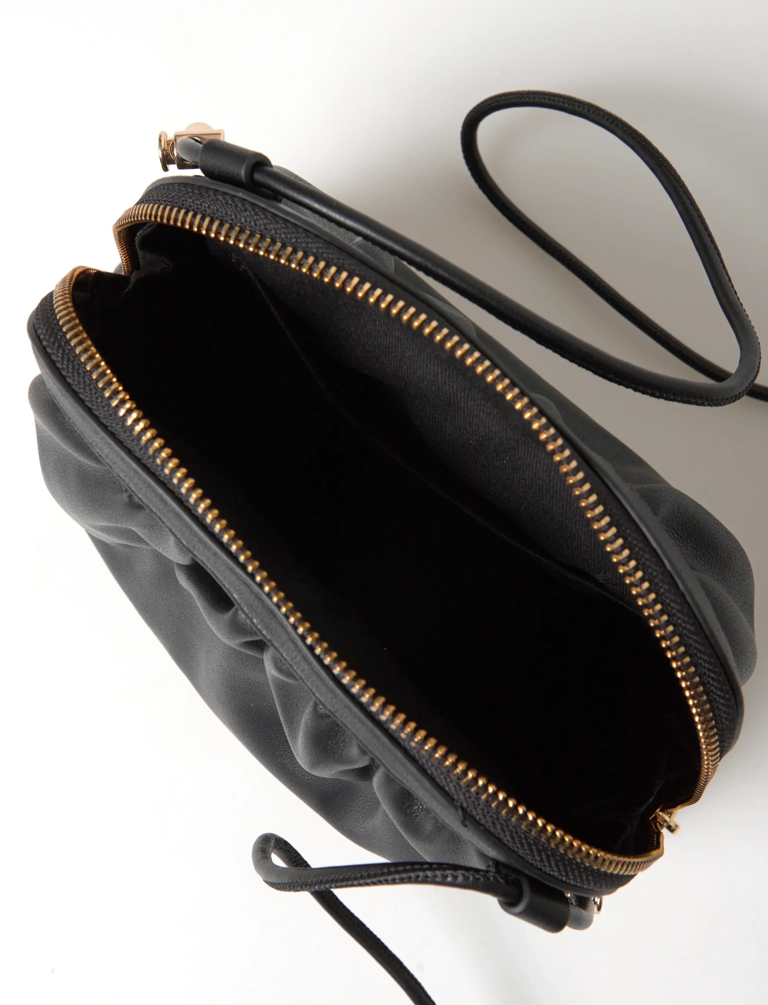 A.P.C. - Crossbody Bag Ninon - accessoires - noir - 5