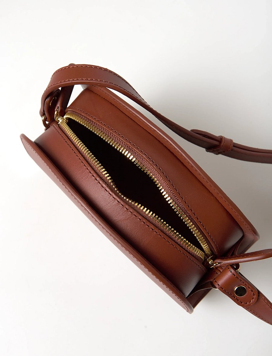 A.P.C. - bag demi-lune mini - top handle tasker - noisette - 5