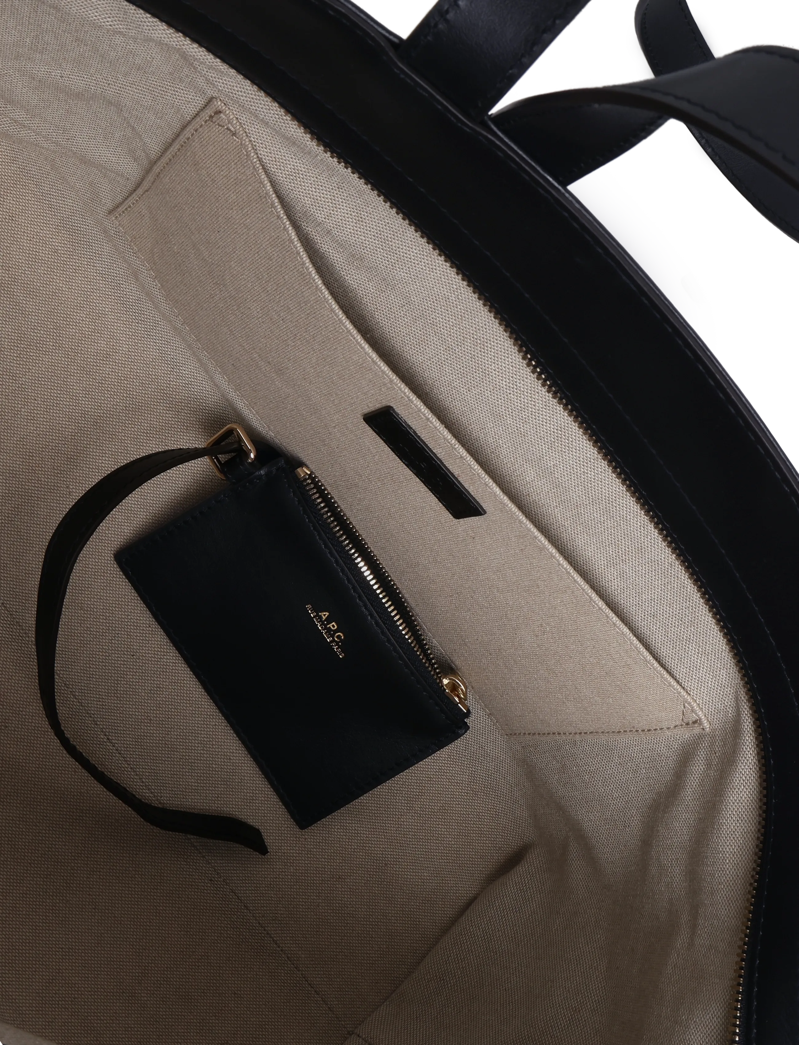 A.P.C. - le drummer - kandekotid - black - 3