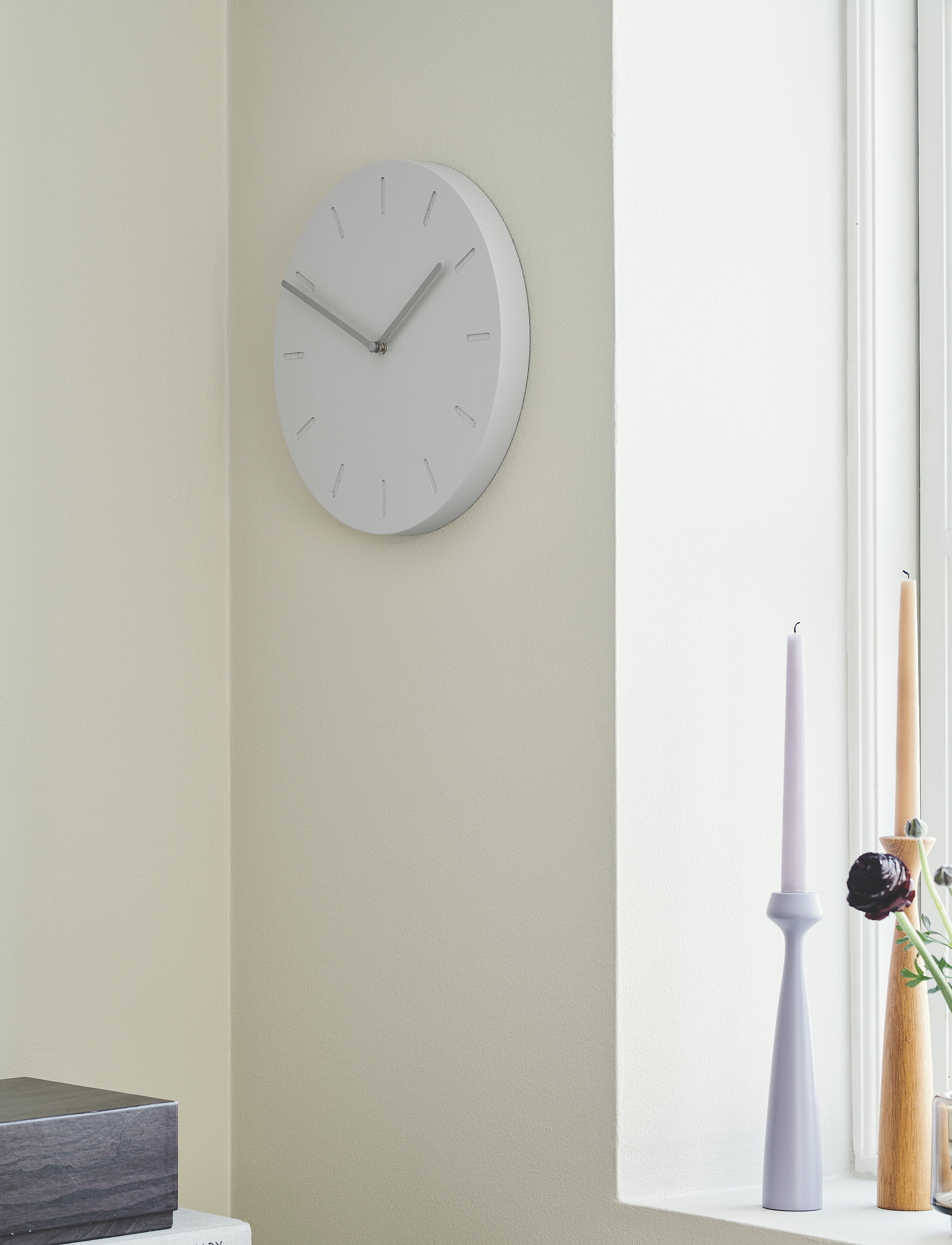 applicata Watch:out, Ø32 cm, Watches, Grau - Wall Clocks, Homeware