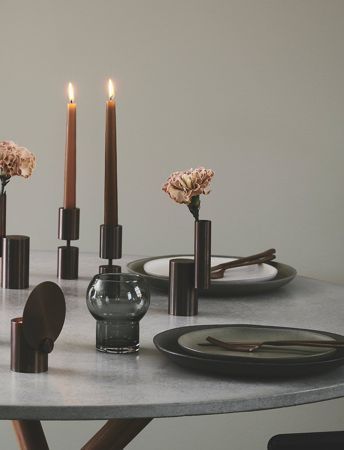 applicata - GLOW tealight - ljusstakar & ljushållare - brown brass - 2