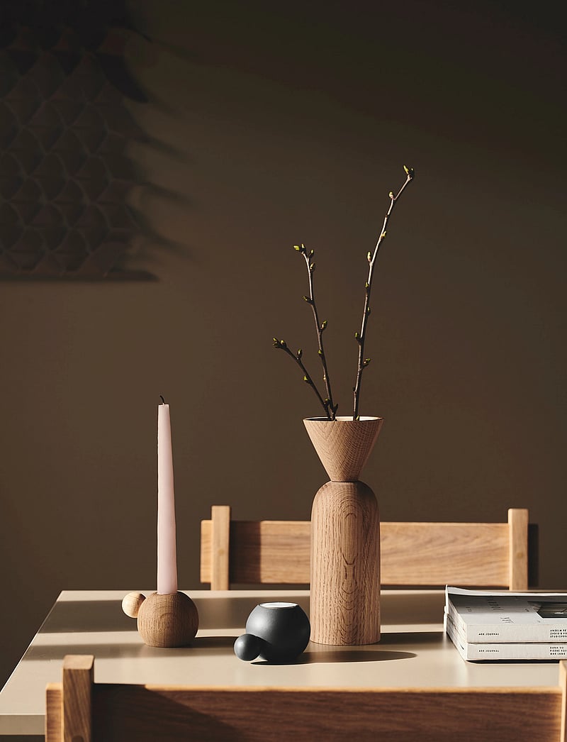 applicata - SHAPE, Cone vase - geburtstagsgeschenke - oak - 2