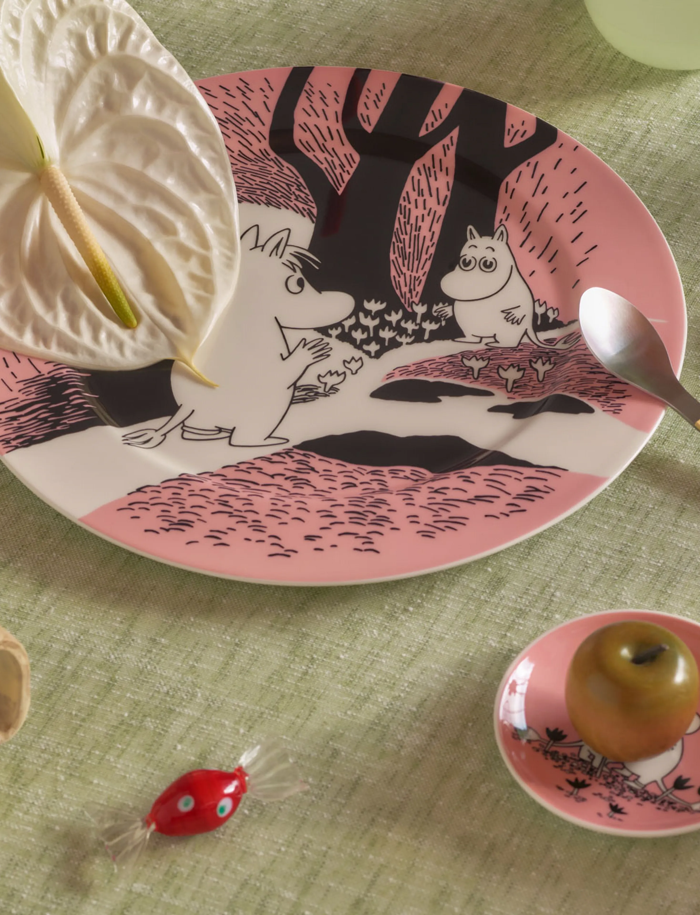 Arabia - Moomin serving plate 30cm Love 30 - servierplatten - pink - 2