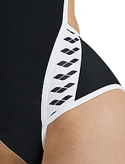 Arena - WOMEN'S ARENA ICONS SUPER FLY BACK SOLID - sports swimwear - black/white - 4