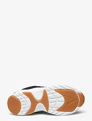 ARKK Copenhagen - Tencraft Suede W13 Midnight Gum - Women - sportiska stila apavi ar pazeminātu potītes daļu - midnight gum - 4