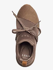 ARKK Copenhagen - Raven Nubuck S-E15 Vibram Pine Bark Brown Gum-Women - low top sneakers - pine bark brown gum - 3