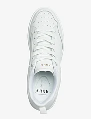 ARKK Copenhagen - Visuklass Leather Stratr65 White - Men - white - 3