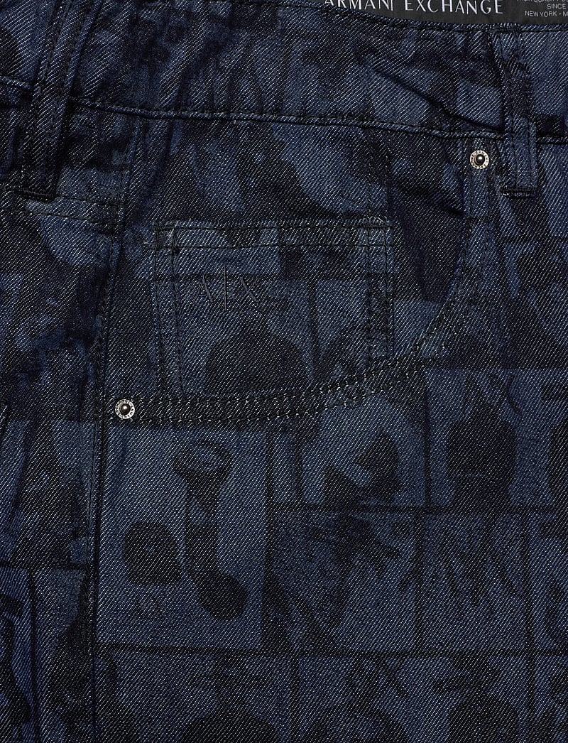 Armani Exchange - 5 POCKETS BERMUDA SH - casual shorts - denim allover face - 5