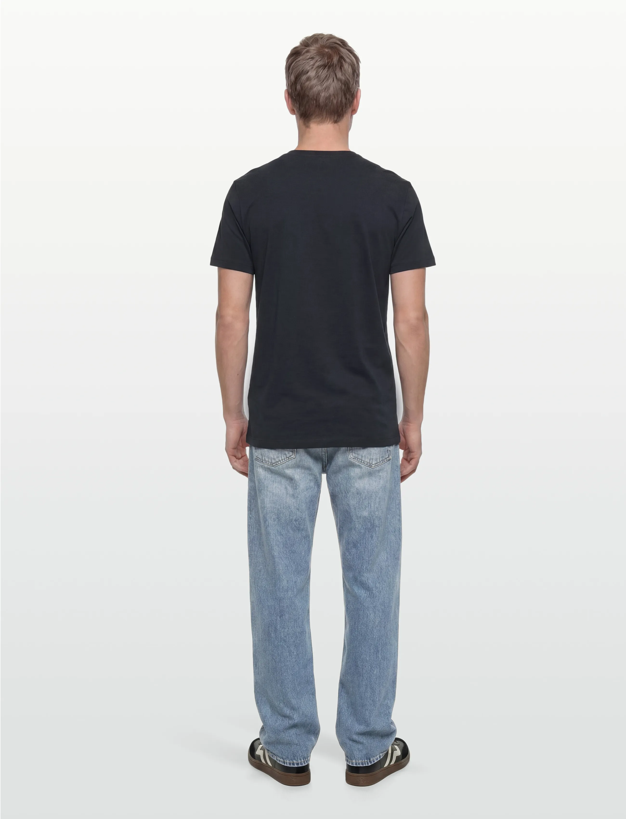 T-shirt 4