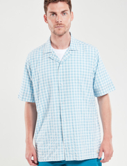 Armor Lux - Checked short-sleeved shirt - ternede skjorter - carreaux pagoda - 2